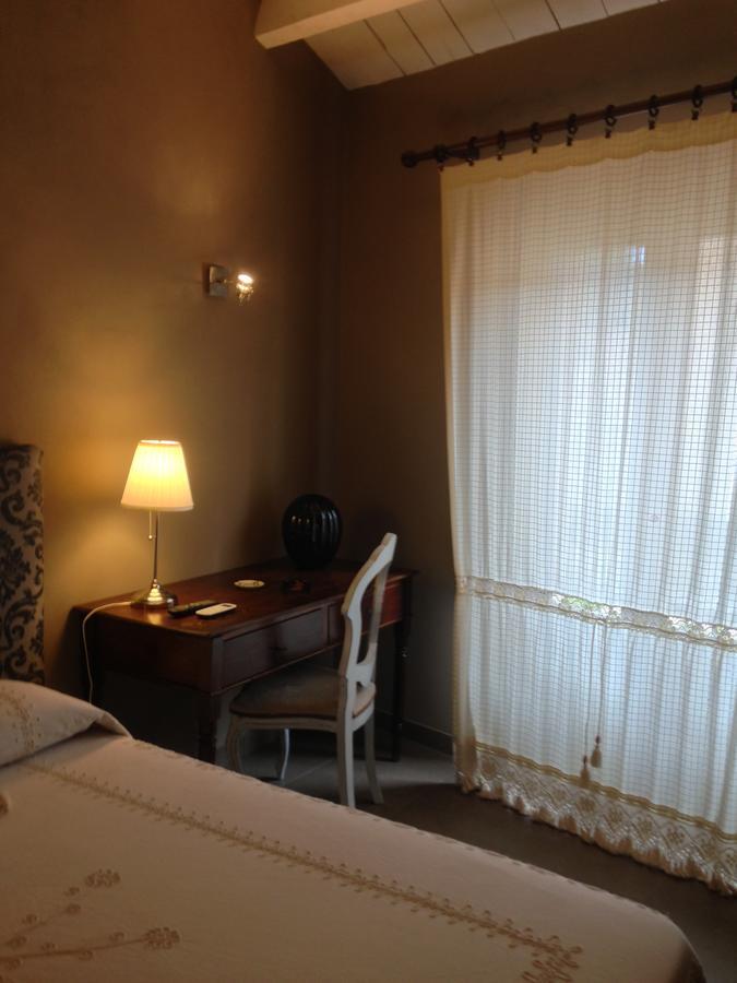 B&B Mugnos Charme Living Licodia Eubea Εξωτερικό φωτογραφία